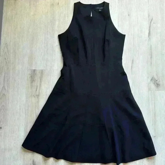 Banana Republic Dresses & Skirts - Banana Republic black dress size 6